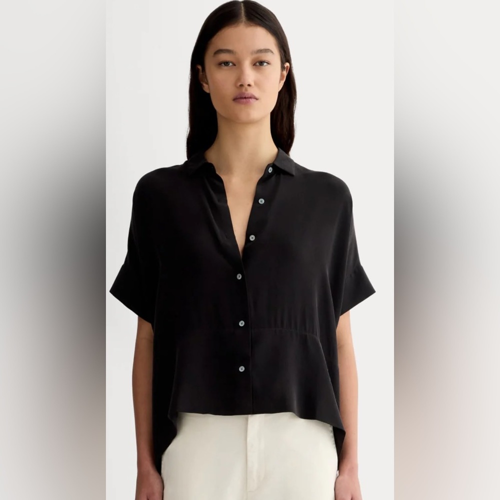 Everlane Black Short-Sleeve Button Down Shirt